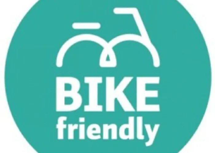 Iva Apartments&bikes * פולה