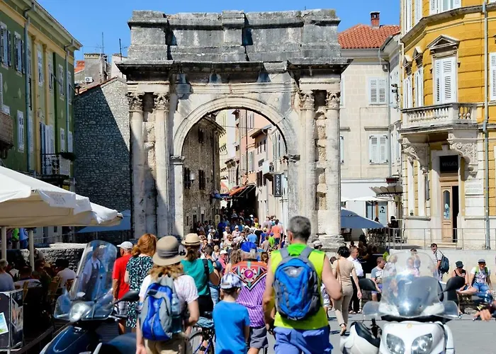 Iva Apartments&Bikes * Pula